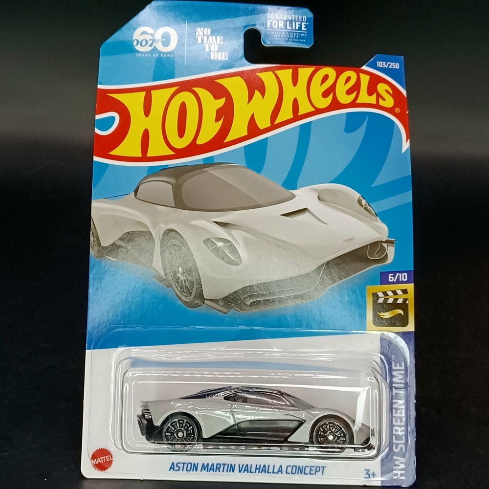 Hot‎ Wheels Car Aston Martin Valhalla Concept Metalflake Silver 007 103/250
